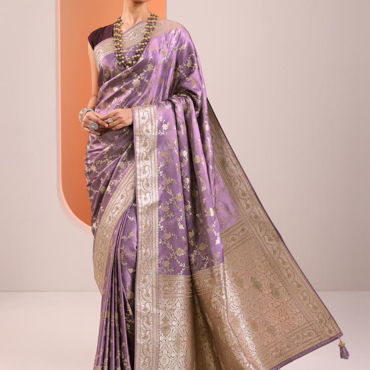 LIBAS Woven Daily Wear Silk Blend Saree (Purple)