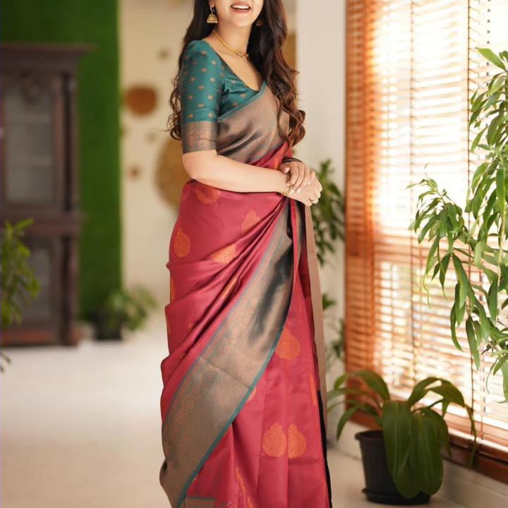 Gajal Self Design Kanjivaram Art Silk, Pure Silk Saree (Red)